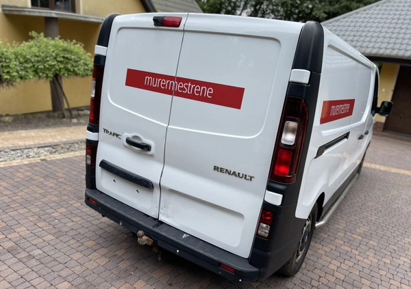 Renault Trafic cena 36000 przebieg: 186000, rok produkcji 2015 z Czarne małe 562